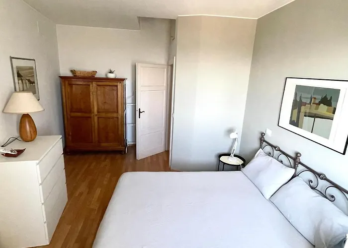 Attico Delle Arvolte نارني