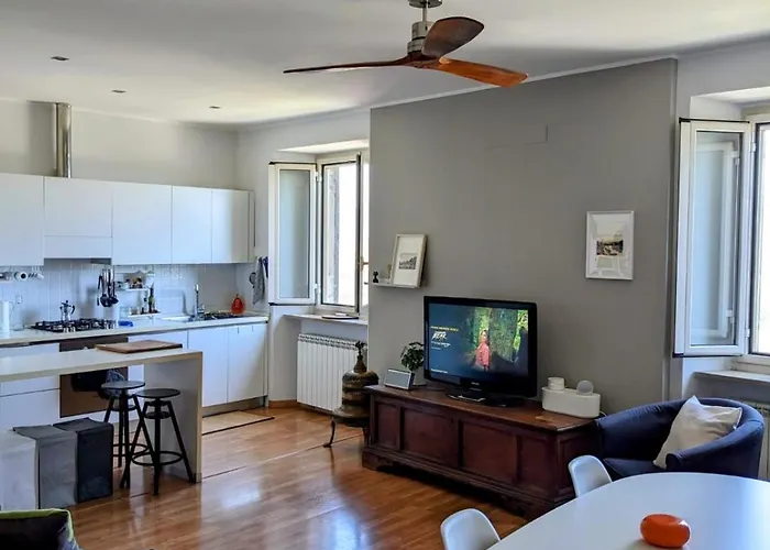 شقة Attico Delle Arvolte نارني